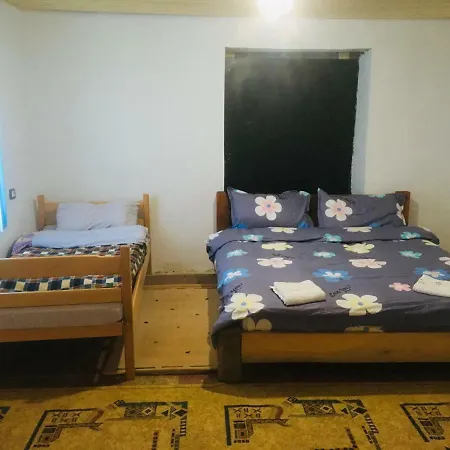Bed & Breakfast Bar Restaurant Guest House Perparimi
